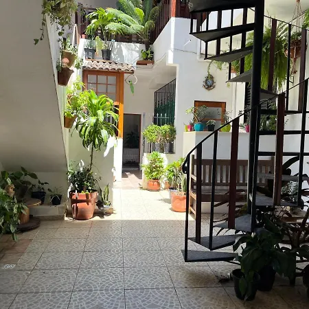 Hospedagem Villa Caiçara-3